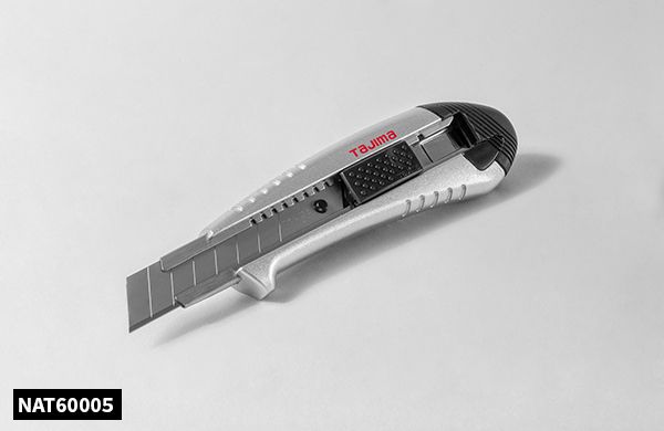 Tajima Rock Hard Cutter Aluminist Knife